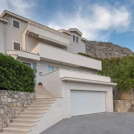 The Art Of Mediterranean Living Apartman