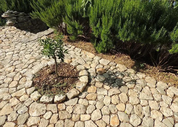 The Art Of Mediterranean Living